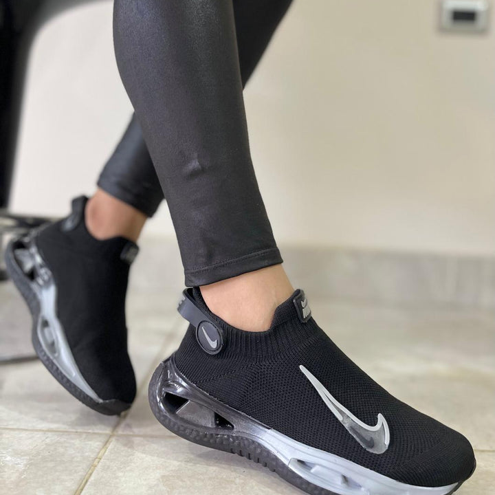 Zapatillas ligeras y cómodas Gimnasio Senderismo  - NIKE FUSHION